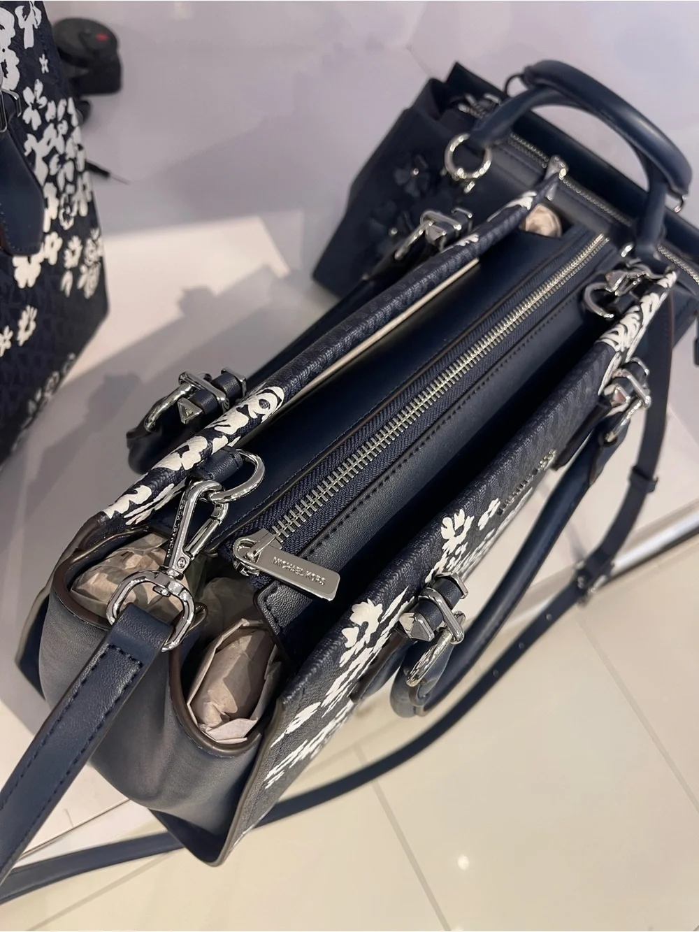 MICHAEL KORS Marilyn Md PrintedSignature Logo Satchel Crossbody  Admiral  NWT